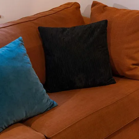 Stylish 50 Meters From The Appartement